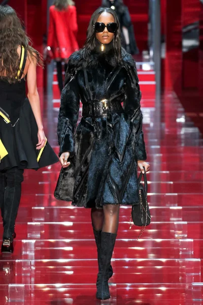 Look 34